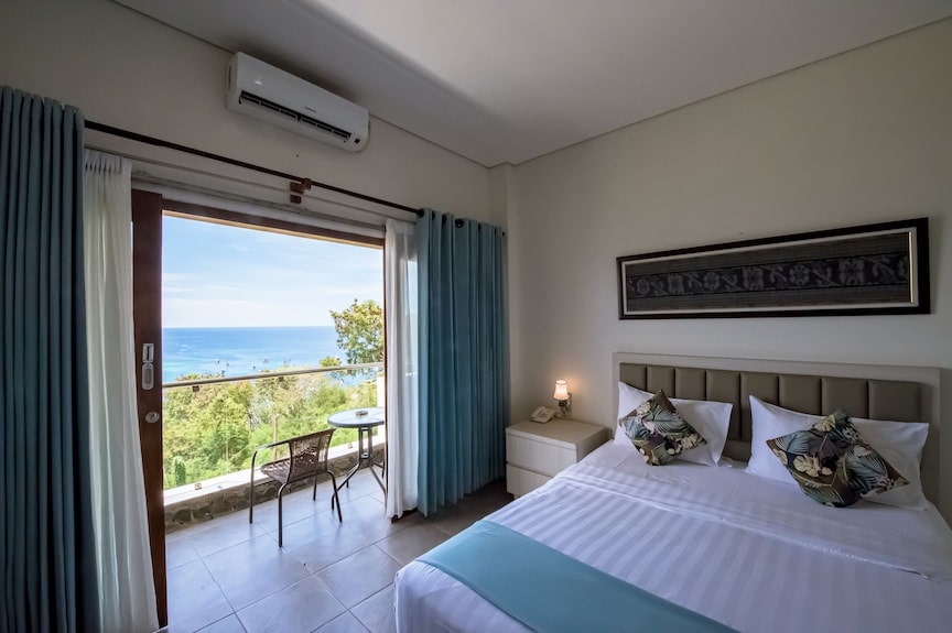 La Cecile (Deluxe Sea View)