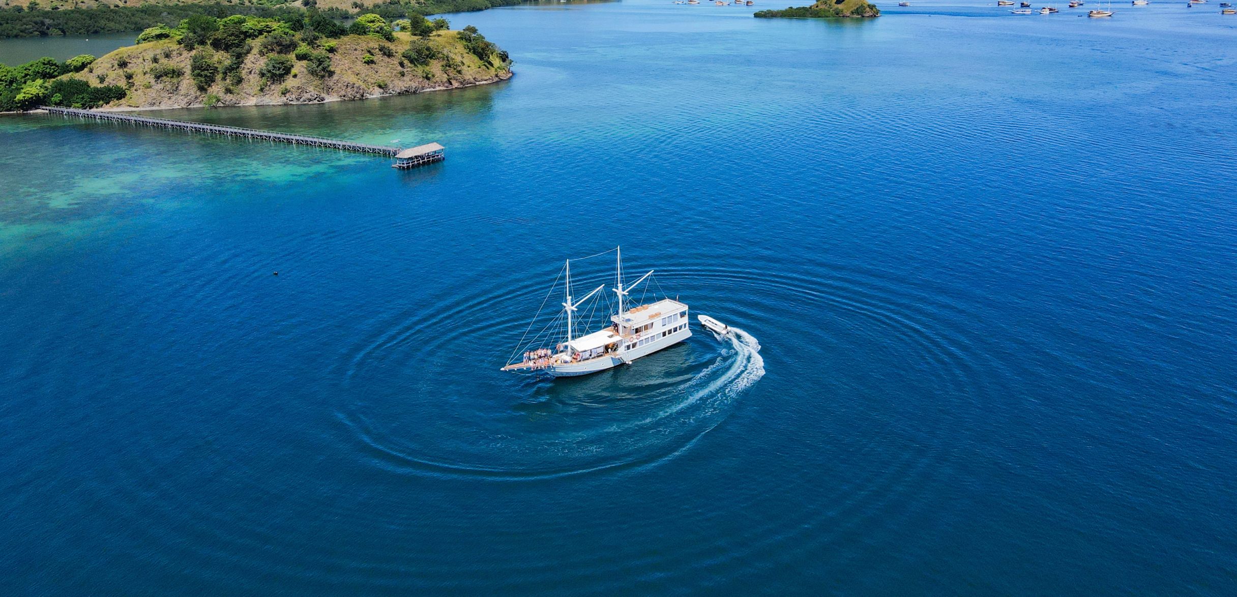 Labuan Bajo 5D4N Mixed Sailing (3 Days Sailing)