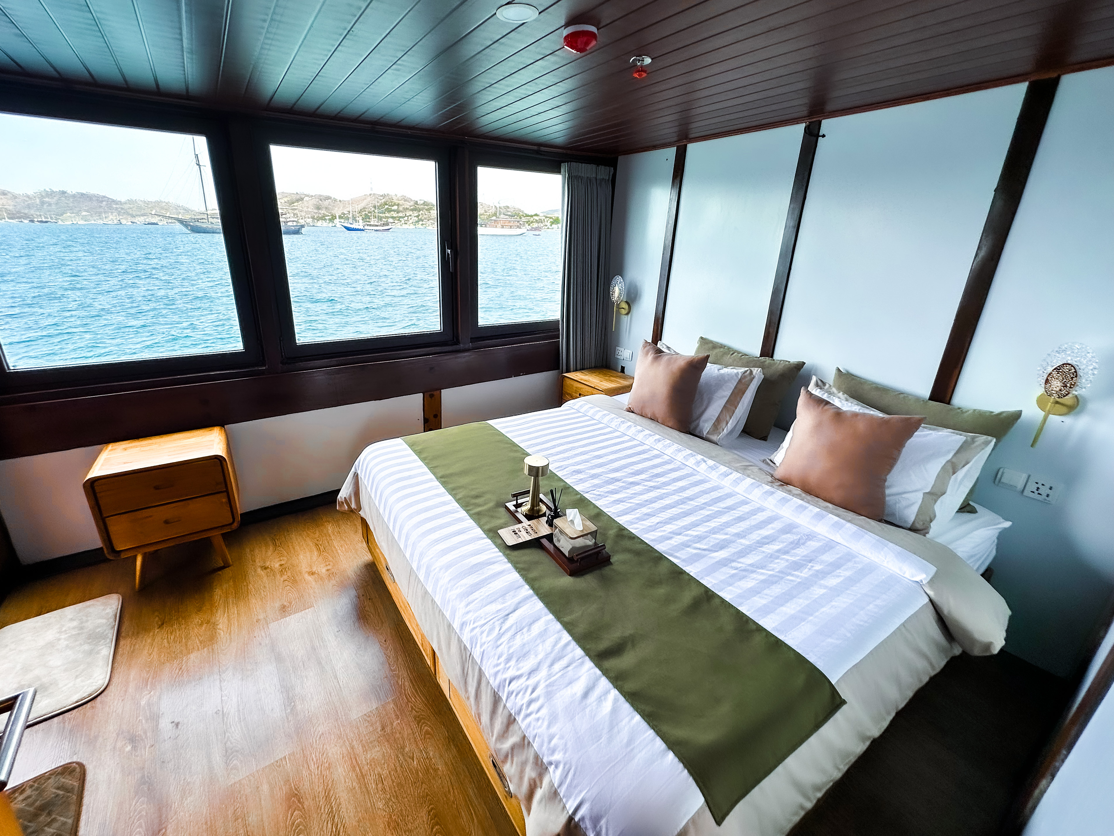 Quiet cove with emerald water